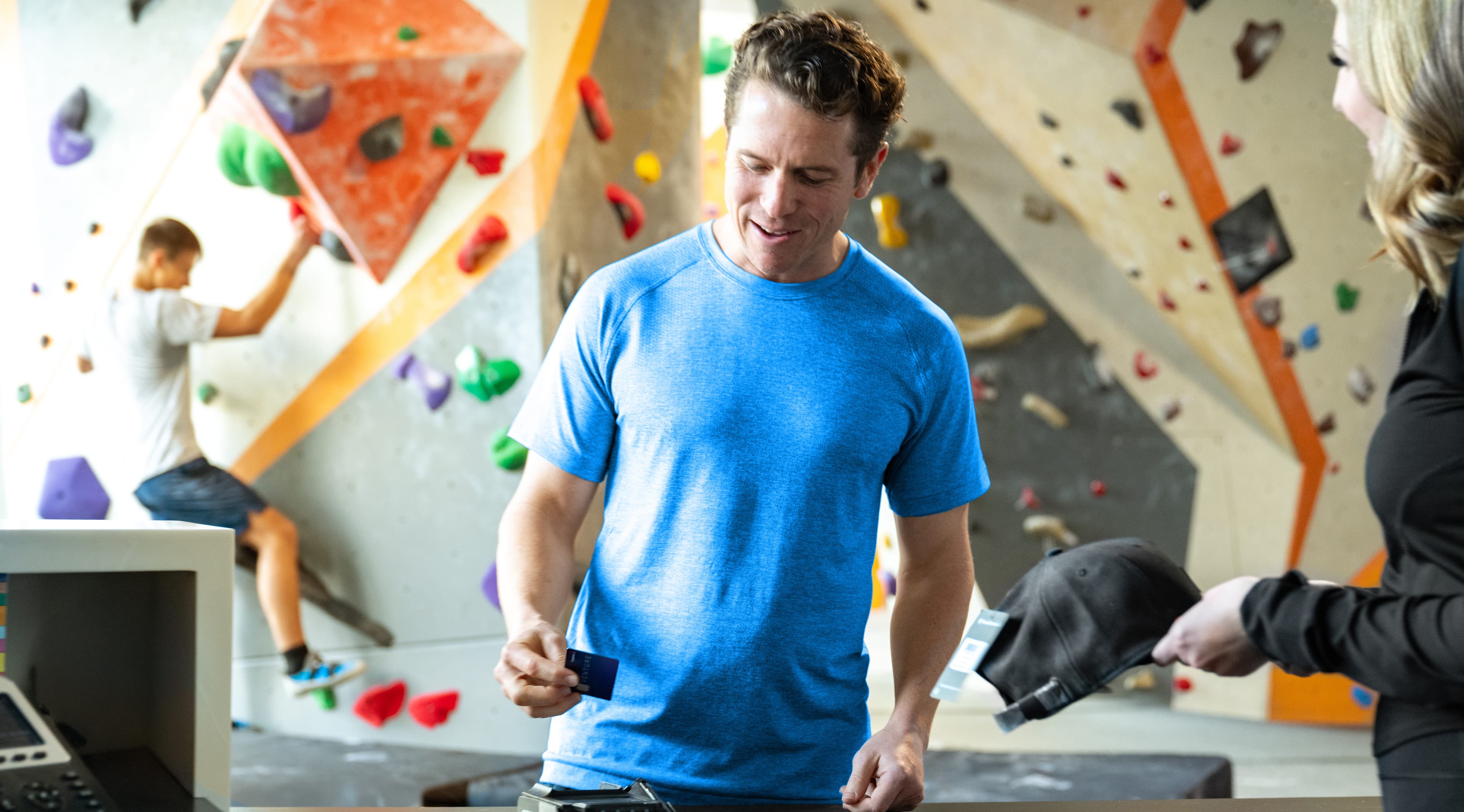 people at the gym dicussing